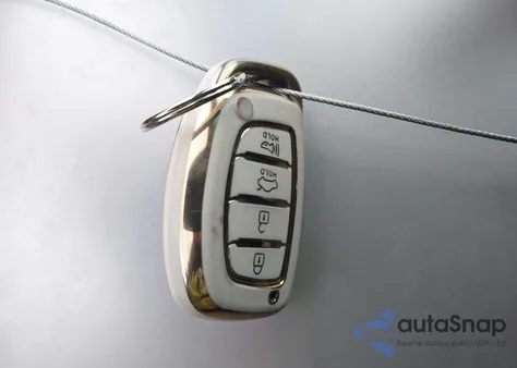 2020 Hyundai Tucson Sel z USA, uszkodzony, nr VIN KM8J33AL3LU181433